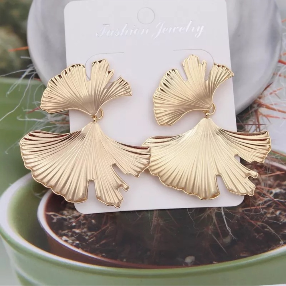 Gold Boho Earrings ✨ - Picture 2 of 3